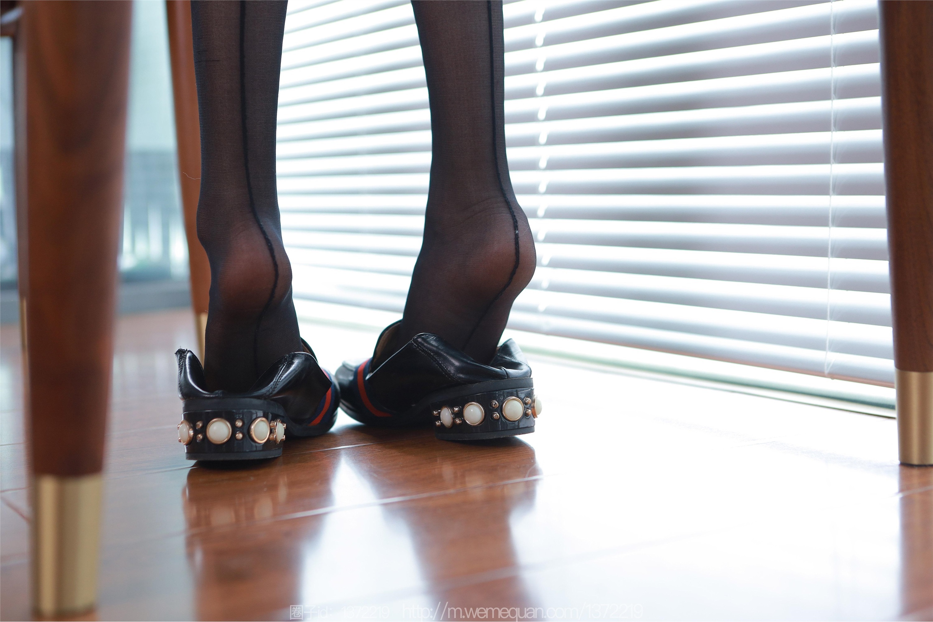 IESS异思趣向  2023.09.18 丝享家 1536 团团《长腿百褶裙》